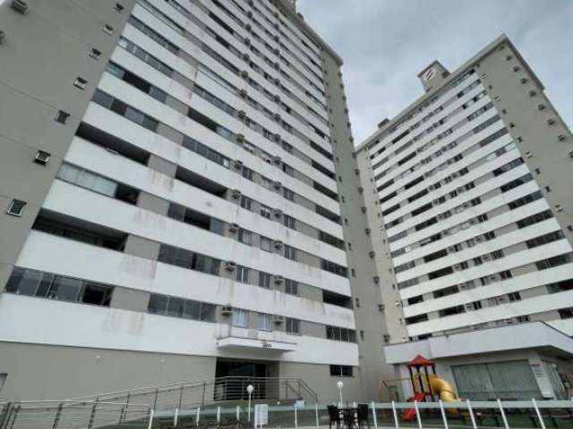 Apartamento com 2 quartos para alugar no Velha, Blumenau , 75 m2 por R$ 2.000