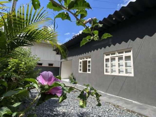 Casa com 3 quartos à venda na Vila Nova, Blumenau , 142 m2 por R$ 599.000