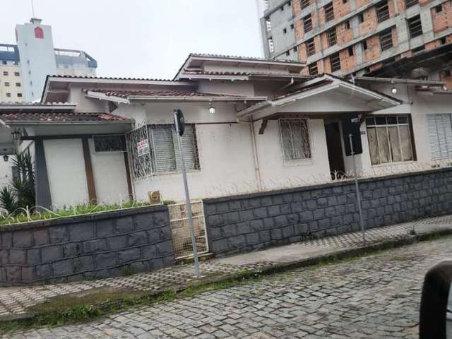 Casa comercial com 10 salas para alugar no Victor Konder, Blumenau , 400 m2 por R$ 9.000