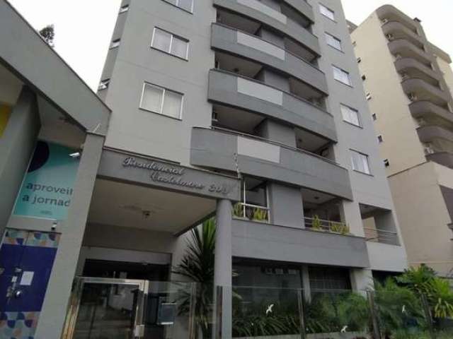 Apartamento com 2 quartos para alugar no Victor Konder, Blumenau , 77 m2 por R$ 2.000