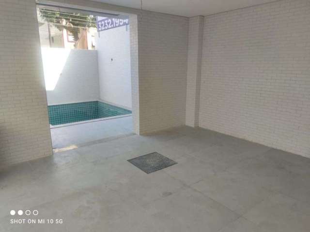 Casa com 2 dorms, Campo Grande, Santos CÓD 2215