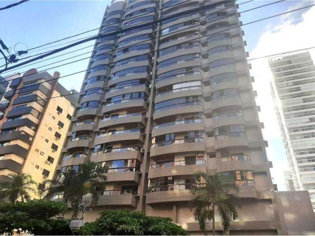 Apartamento a Venda no Embaré, Santos