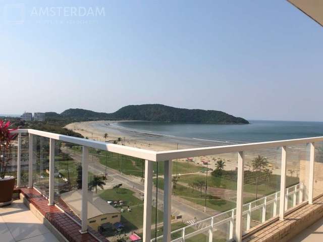 Cobertura Frente ao Mar em Bertioga com vista surpreendente, 2 suítes e varanda gourmet.