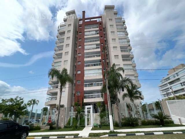 Apartamento em prédio frente ao mar, sol nascente e com vista ao mar