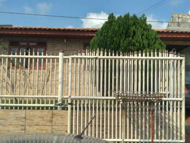 Casa com 3 quartos à venda na Rua Luiz Cordeiro, 404, Capela Velha, Araucária por R$ 470.000