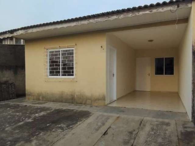 Casa com 2 quartos à venda na Rua Maria Savio Torres, 53, Capela Velha, Araucária, 55 m2 por R$ 250.000