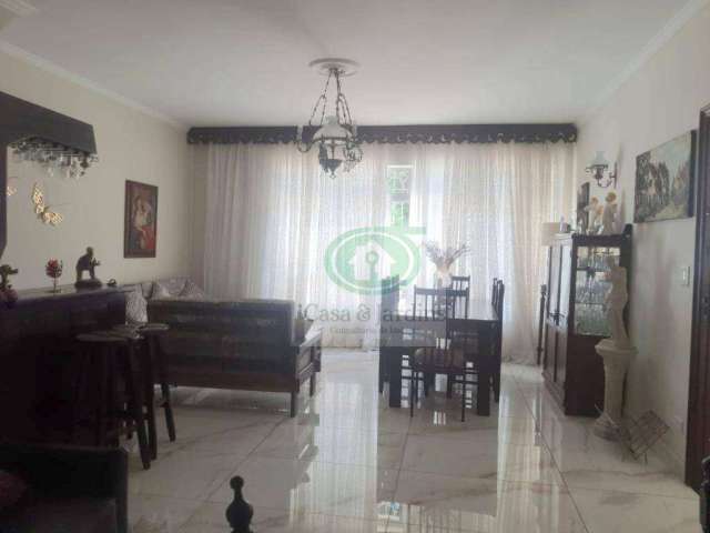 Vendo Excelente Casa Sobreposta TÉRREA no Embaré com Amplo Quintal e Piscina! - Santos