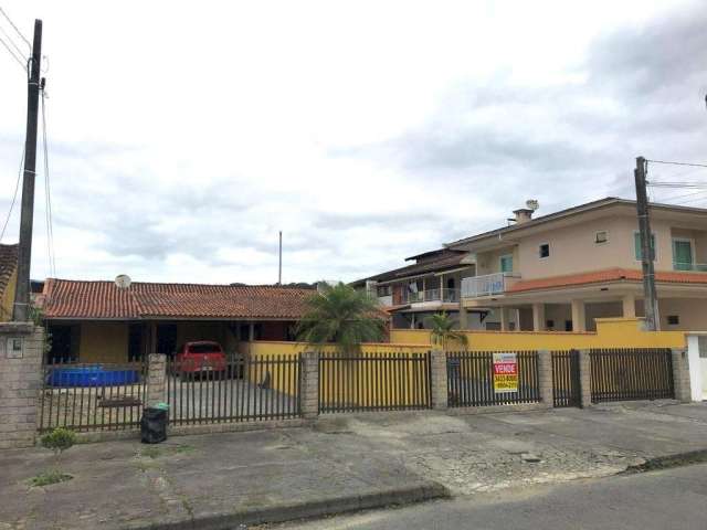 CASA no IRIRIÚ com 4 quartos para VENDA, 138 m²