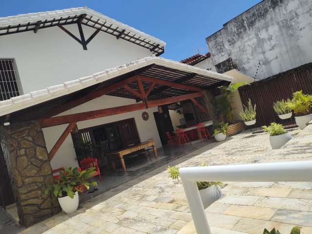 Vendo linda casa 3/4 itaigara