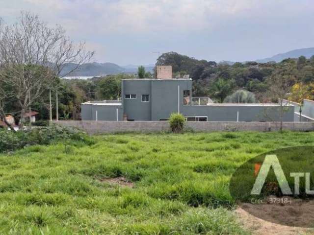 Terreno á venda - 3.000 m² - Condomínio  fechado em  Piracaia/SP