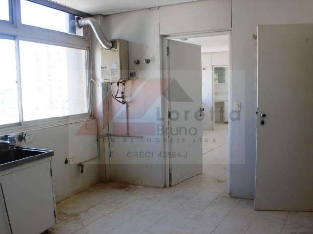 COBERTURA TRIPLEX EM SANTA CECÍLIA COM 642M², 6 dormitórios, sendo 4 suítes, Suíte máster com walk in closet (pode ser dividido em Sr. e Sra.), 6 vagas, piscina