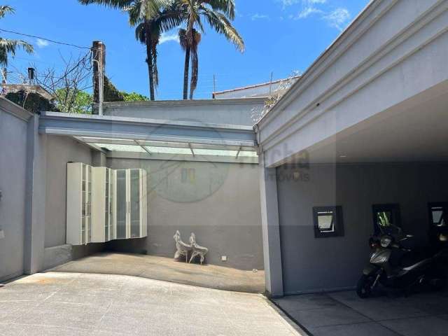 Linda casa cinematográfica de 740m² no Jardim Leonor - 5 dormitórios sendo 3 suítes