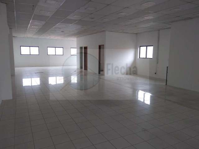 Jabaquara Prédio Comercial 670m², 3 pavimentos. Estrutura em pré-moldado, 5 Banheiros, Copa/Cozinha, 8 Vagas.  Estuda permuta por imóveis residenciais.