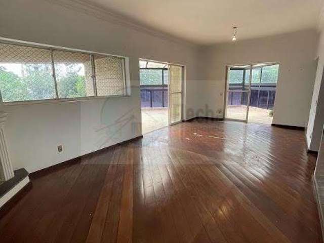 Vila Andrade - Apto Duplex 271m², 4 suítes, living para 3 ambientes, ampla varanda gourmet, depósito, dep.de empregada, 5 vagas. Lazer completo. Localizado em rua arborizada e tranquila,