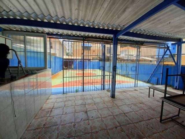 Vila Mariana - Casa ou Ponto Comercial 430m², 8 salas, cozinha, 5 banheiros, garagem p/ 6 carros. Atualmente está adaptado para escola infantil, lanchonete e quadra poliesportiva.