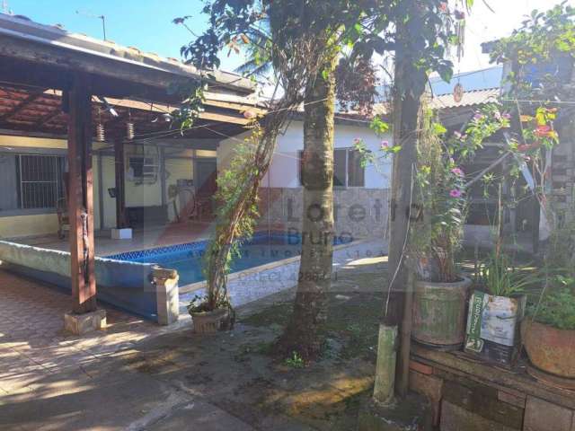 Casa com 2 quartos à venda na RUA DAS AÇUCENAS, 243, Jardim Carolina, Ubatuba, 162 m2 por R$ 713.000