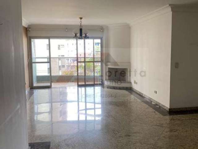 Espetacular Apartamento de 134m² no Real Parque com 3 dormitórios, living amplo com lareira, ampla varanda, depósito, dep. de empregada, 3 vagas!!!