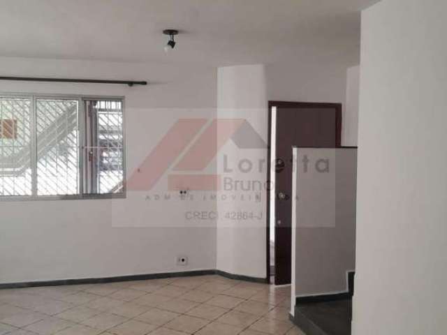 Casa Espaçosa de 95m² no Jabaquara, 3 dormitórios, sendo 1 suíte, 2 banheiros, quintal com churrasqueira, 2 vagas!!