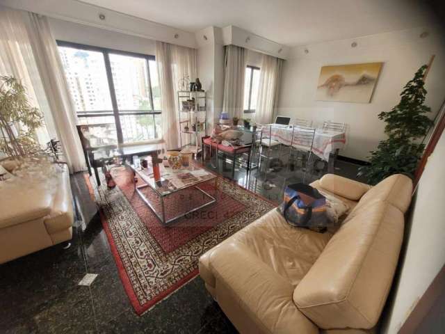 Santana - Apartamento 140m², 3 suítes, 1 com banheira, closet, ar condicionado e varanda. Sala de jantar, sala de visitas, sala de TV e lavabo. Cozinha espaçosa e área de serviço com banheiro. 3 vagas