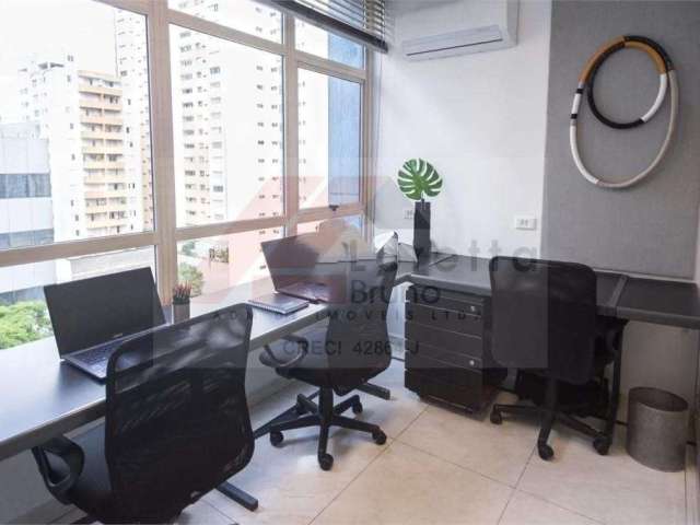 Cerqueira César - Lindo cj. comercial unificado 62m², 4 salas (sendo a maior de reunião), 2 banheiros, copa, sala de produção e duas salas de diretoria, 2 vagas.