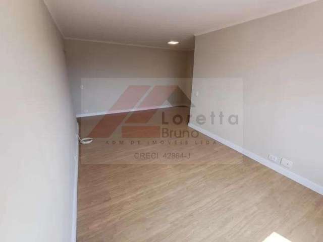 Santo Amaro - Apartamento 85m² Reformado, com 2 dormitórios, sendo 1 suíte, banheiro social, living amplo e 1 vaga. Parte elétrica e hidráulica nova.