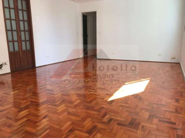 Moema Pássaros - Apartamento 105m², com 3 dormitórios sendo 1 suíte, 2 vagas paralelas e fixas. Condomínio com churrasqueira e brinquedoteca no rooftop, salão de festas, playground e gerador.