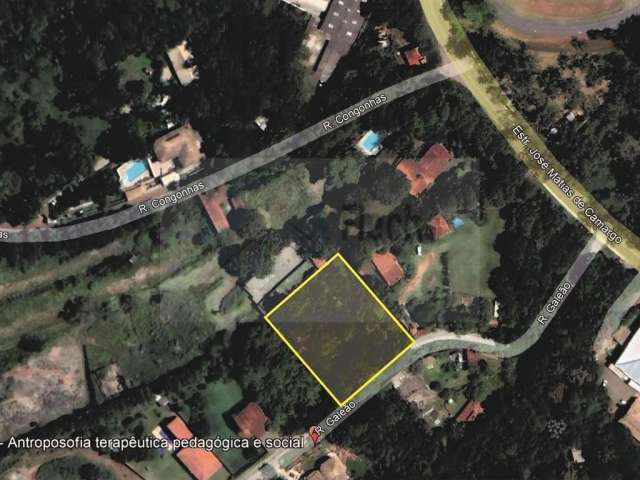 Lindo Lote no Embu com 1.550 m², sendo 36m de frente e 44m de fundo.