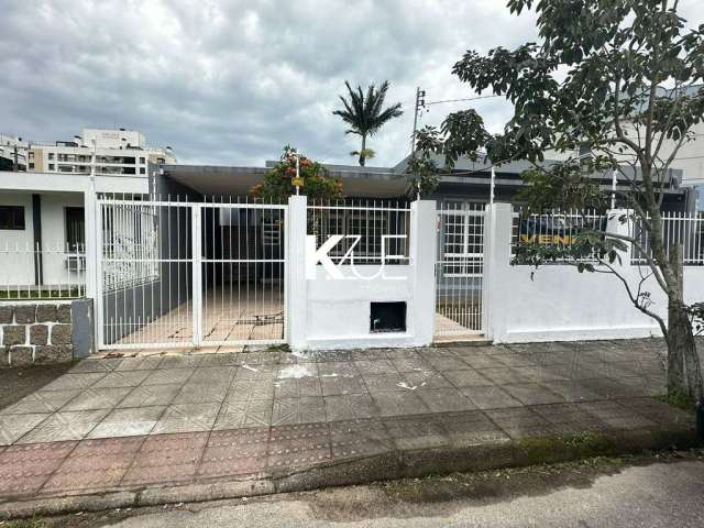 Casa com 3 quartos à venda na Rua Vereador Batista Pereira, --, Balneário, Florianópolis por R$ 850.000