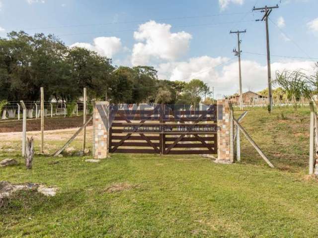 Chácara / sítio à venda na Rua Lagoa Seca, 6, Campo Largo da Roseira, São José dos Pinhais por R$ 680.000