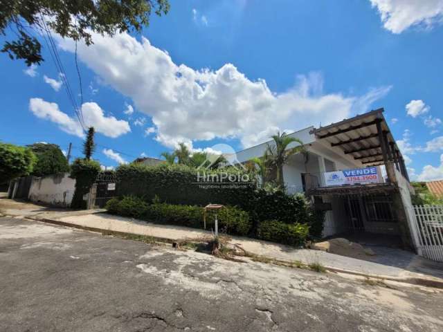 Casa para venda com 3 dormitórios sendo 1 suite no Parque São Quirino, em Campinas/SP