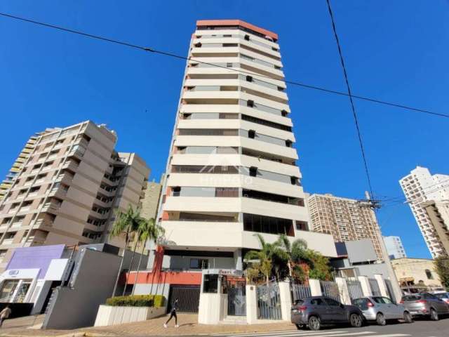 Apartamento com 3 quartos 1 suíte 4 banheiros 2 vagas à venda no Cambuí em Campinas/SP