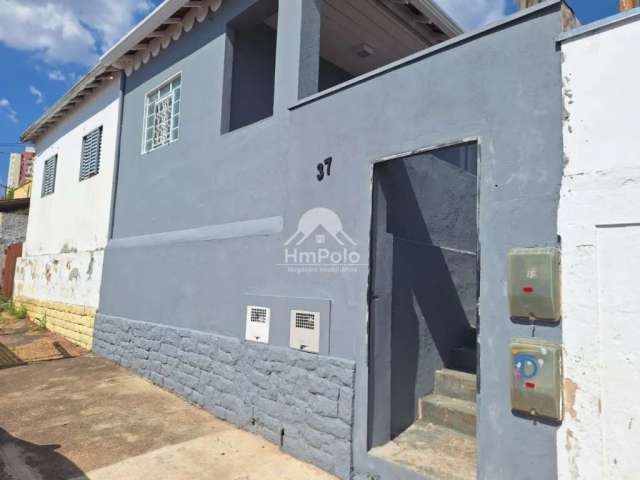 Casa de frente para locação com 2 quartos, sem garagem  na Vila Marieta em Campinas/SP