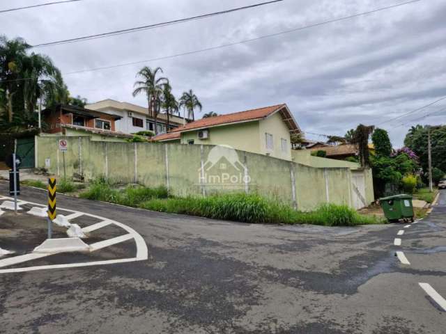 Casa Assobradada e de Esquina para venda no Jardim das Paineiras em Campinas, São Paulo