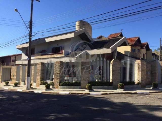 CASA A VENDA NO JARDIM CHAPADÃO EM CAMPINAS/SP, 'ja rendendo locativo de R$ 7.500,00'.