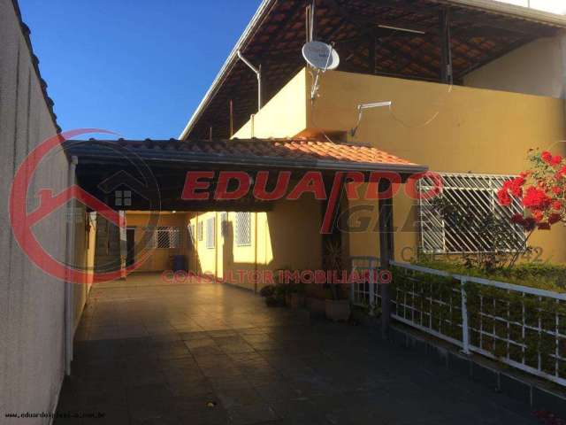 Casa para Venda em Mairiporã, Jardim Celeste, 3 dormitórios, 1 suíte, 4 banheiros, 4 vagas