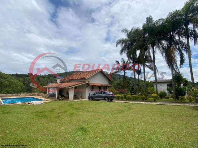 Casa em Condomínio para Venda em Mairiporã, Jardim Cinco Lagos De Santa Maria, 2 dormitórios, 3 banheiros, 5 vagas