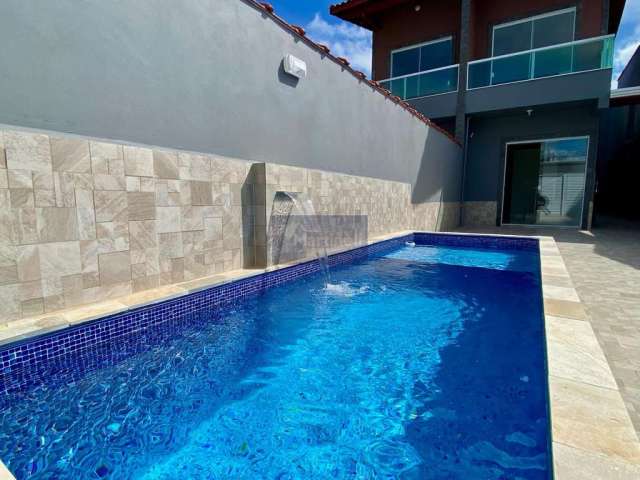 Casa com 2 quartos à venda no Jardim Marabá, Mongaguá  por R$ 398.900