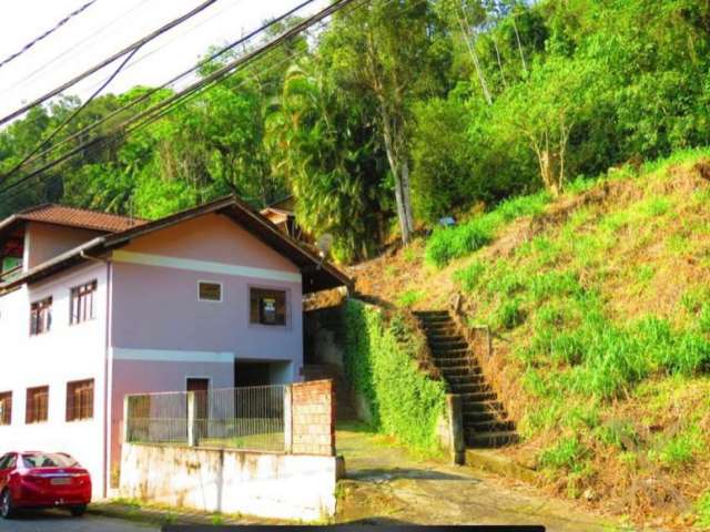 Residência comercial na Ponta aguda