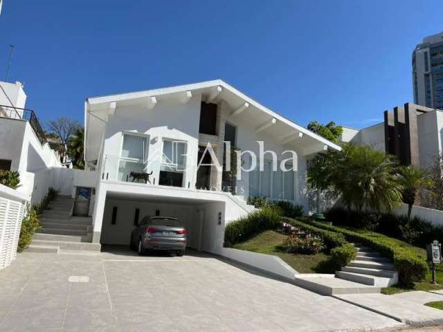 Casa à venda no Residencial Alphaville 1 em Barueri - SP