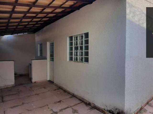 Casa com 2 dormitórios à venda, 58 m² por R$ 149.000,00 - São Pedro - Esmeraldas/MG