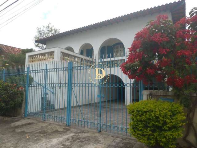 Casa - Jardim Esplanada - 3 Dormitórios (1 suíte) - 270m²