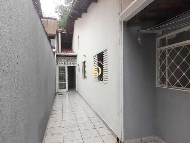 Casa - Jd. Morumbi - São José dos Campos/SP - 3 Dormitórios (1 suíte) - 128m²