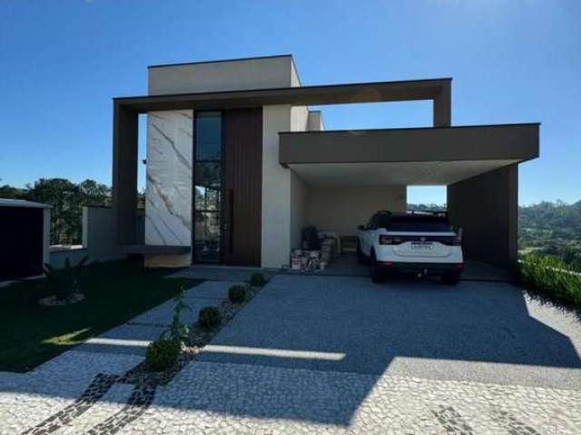 Casa em Condomínio para Venda em Mogi das Cruzes, 3 dormitórios, 3 suítes, 5 banheiros, 4 vagas