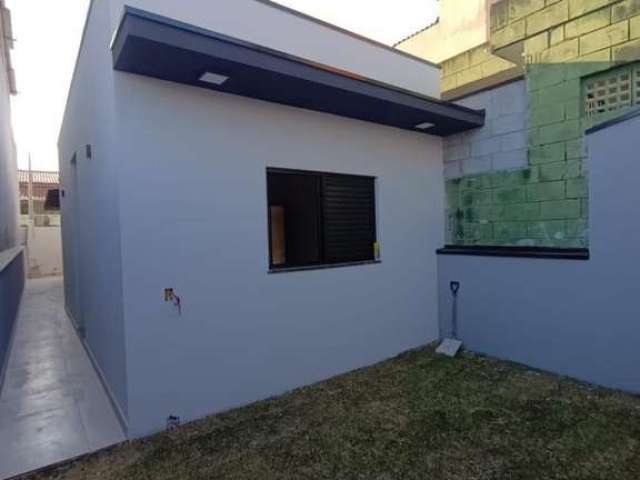 Casa para Venda em Mogi das Cruzes, VILA NOVA CINTRA, 2 dormitórios, 1 suíte, 1 banheiro, 2 vagas