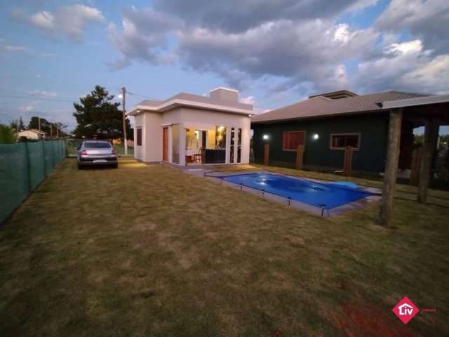 Sobrado para Venda - 105m², 2 dormitórios, 1 vaga - Praia Paraíso