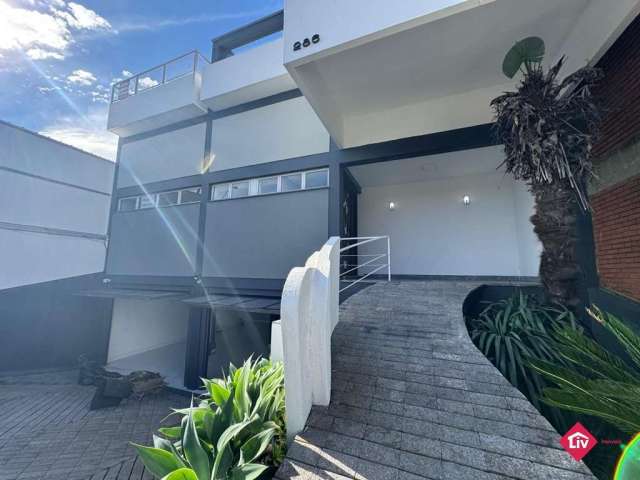 Casa com 5 quartos à venda na Rua Paul A Harrys, 286, Cinqüentenário, Caxias do Sul por R$ 1.980.000