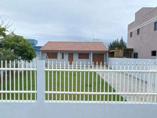 Casa 02 Dorm à venda no Bairro CAPÃO NOVO com 120 m² de área privativa - 2 vagas de garagem