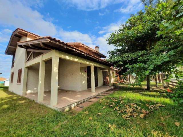 Casa 03 Dorm à venda no Bairro CAPÃO NOVO com 136 m² de área privativa - 1 vaga de garagem