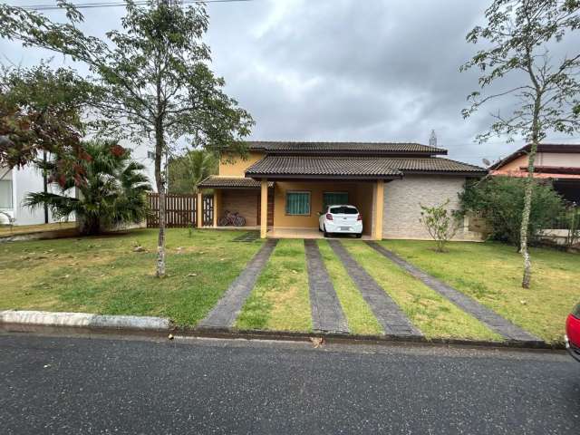 Casa Alto Padrão Cond. Fechado Ponte de Pedra em Guararema!!