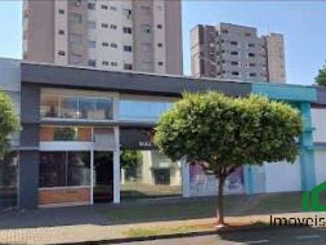 Esquina comercial, central, locado por 15.000,00 mês